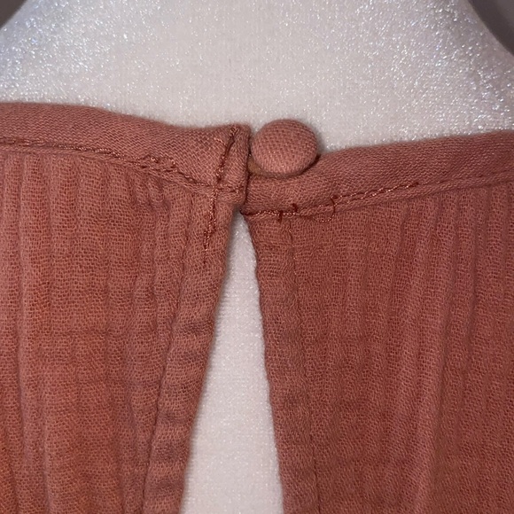 Style Rack Peplum Open Back Blouse - Picture 5 of 13